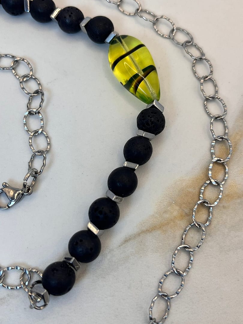 Κολιέ Lava Chained