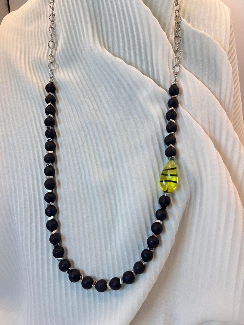 Κολιέ Lava Chained
