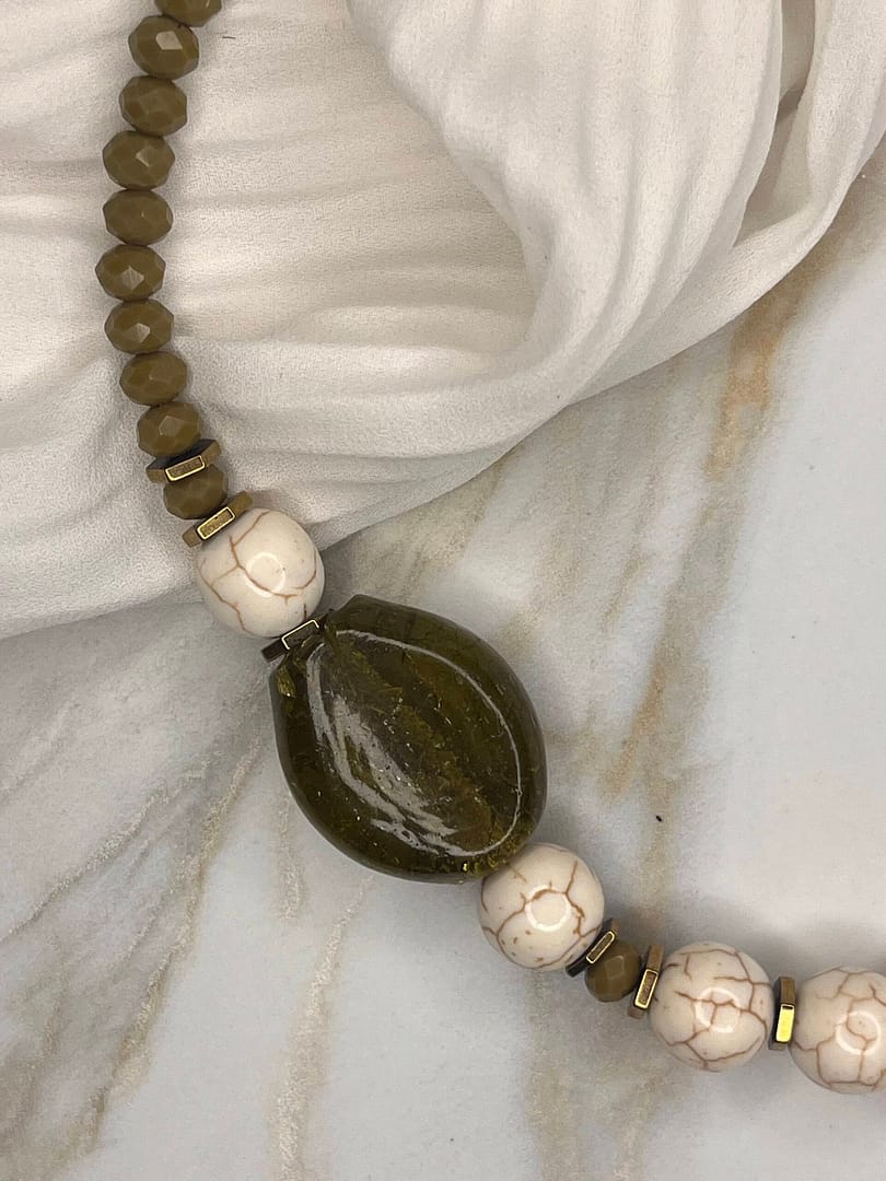 Κολιέ Howlite Olive I