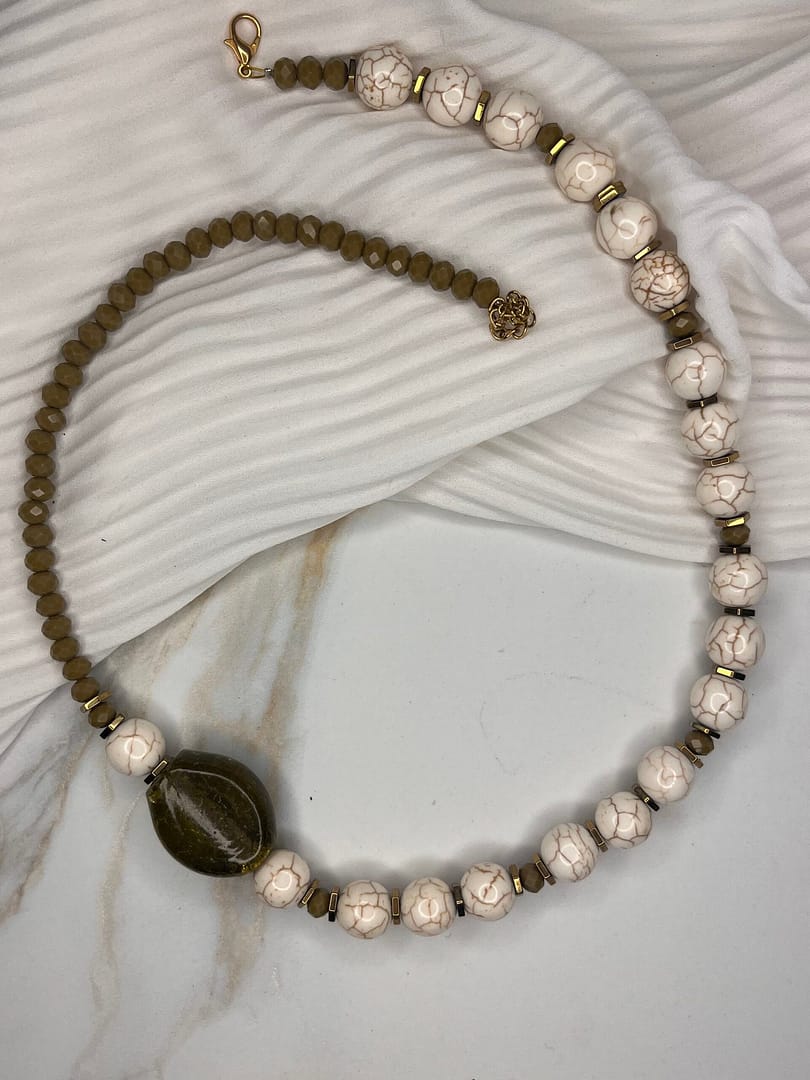 Κολιέ Howlite Olive I