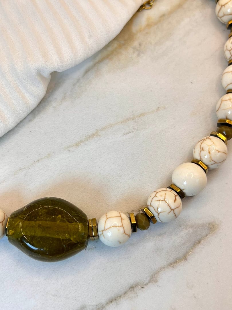 Κολιέ Howlite Olive I