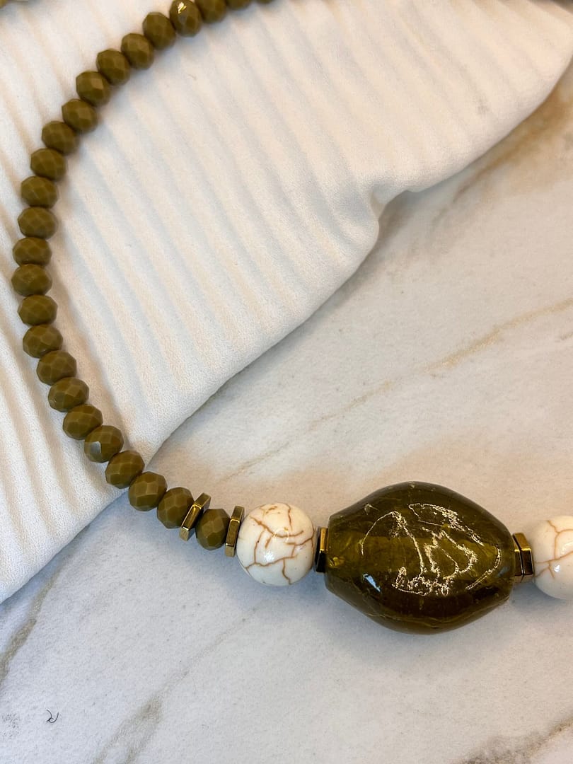 Κολιέ Howlite Olive I