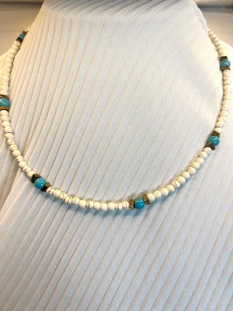 Κολιέ White Chaolite