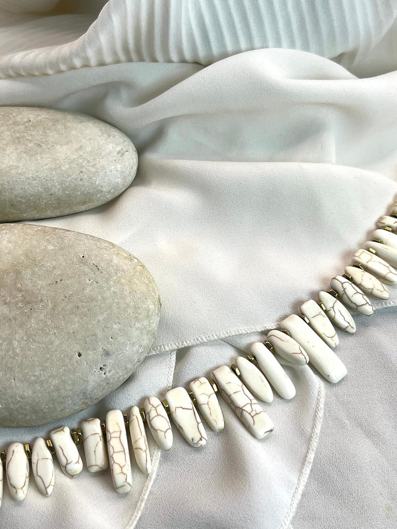 Κολιέ White Chaolite