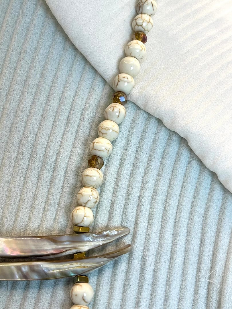 Κολιέ Howlite Shell II